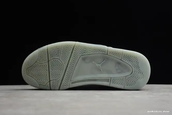 Cheap Cool 930155-003 KAWS Jordan x 4 Grey Air 0522